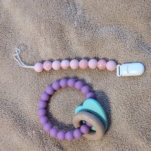 Baby girl chew beads teether and pacifier clip-never used